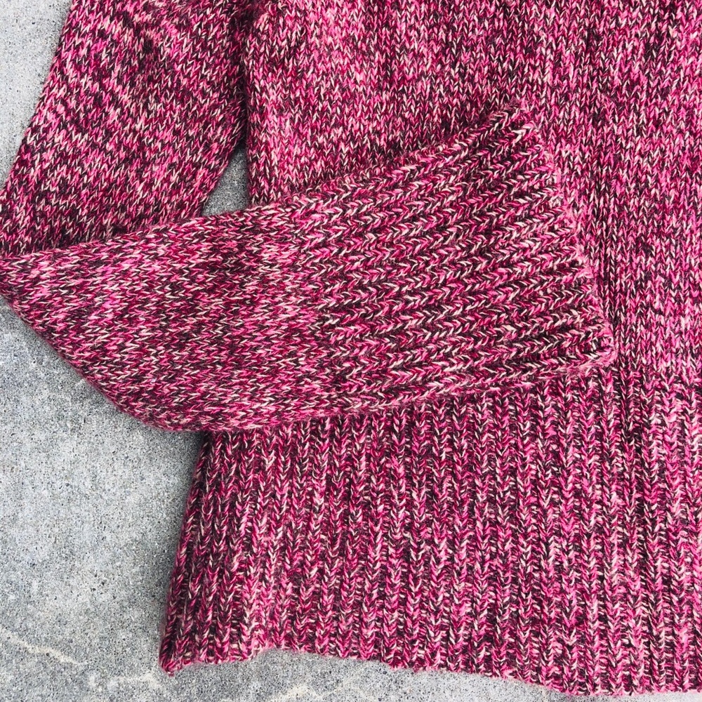 Express Sweater - Picture 4 of 5